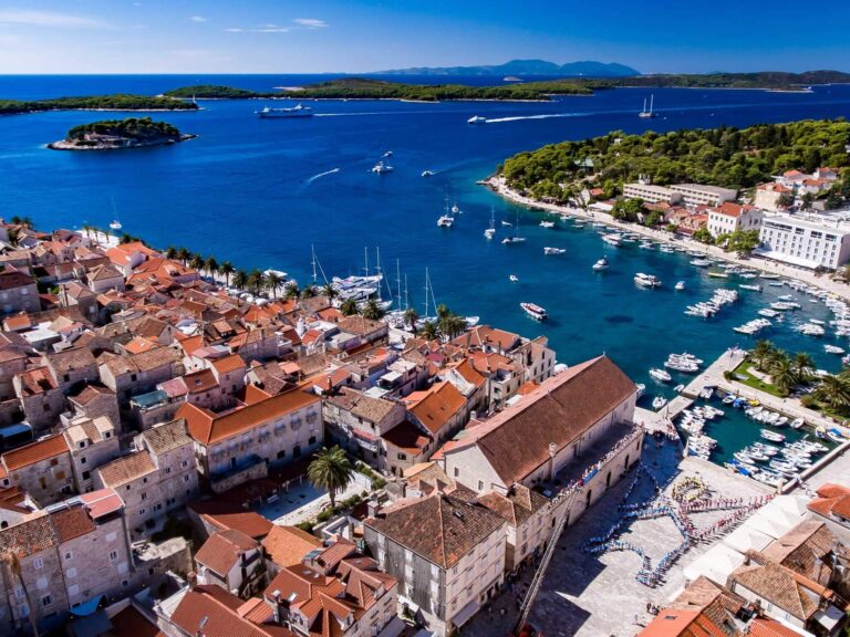 hvar-header-4_ccexpress